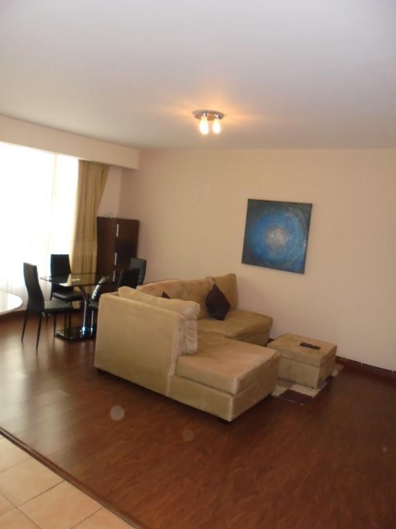 Golfview Serviced Apartmentsナイロビ エクステリア 写真