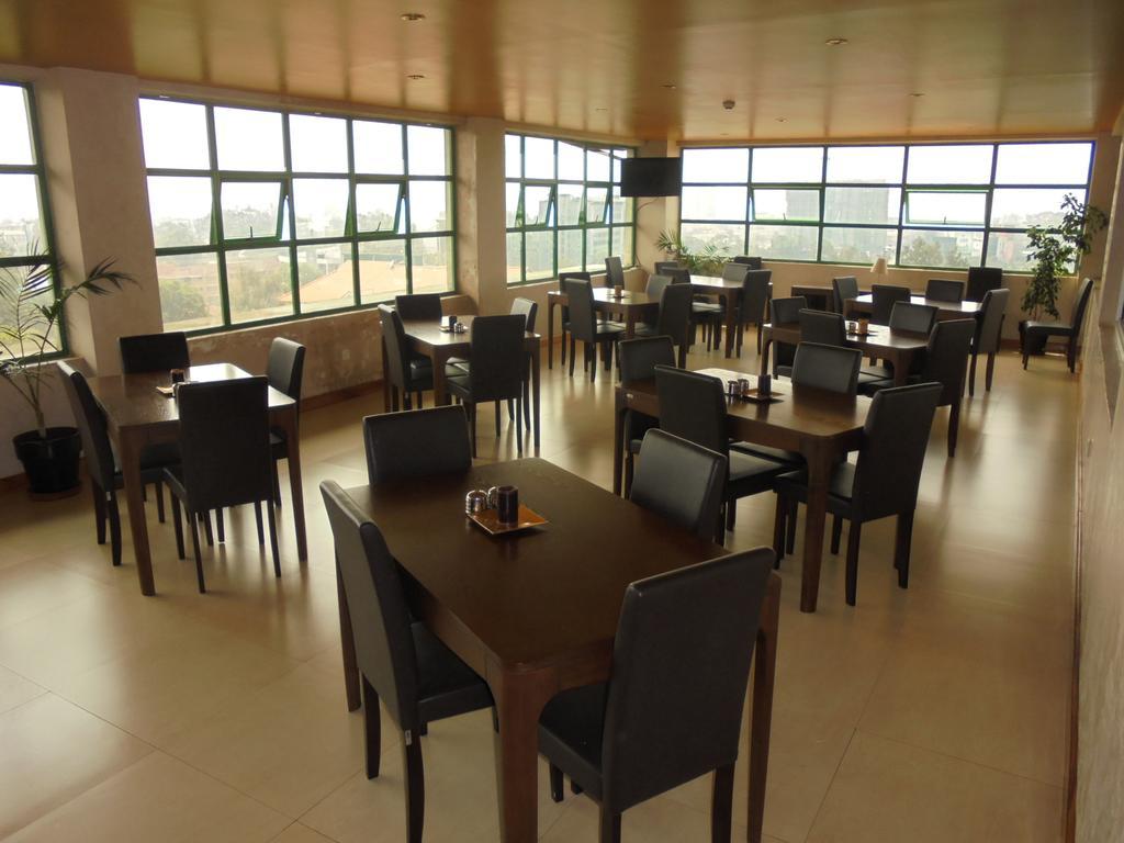 Golfview Serviced Apartmentsナイロビ エクステリア 写真