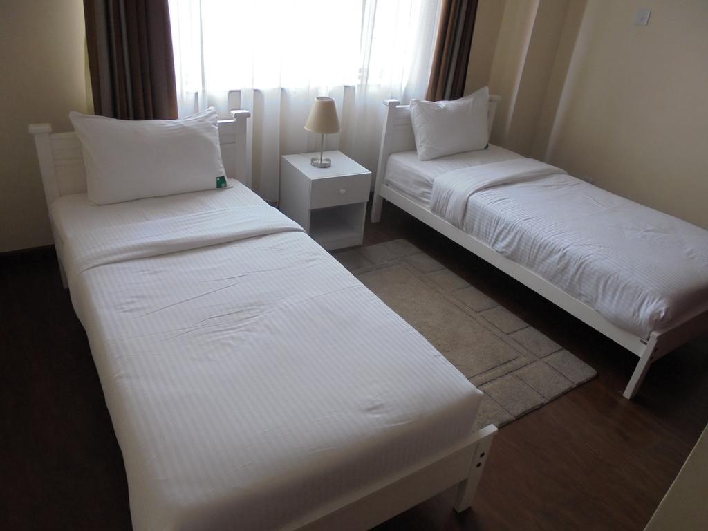 Golfview Serviced Apartmentsナイロビ エクステリア 写真